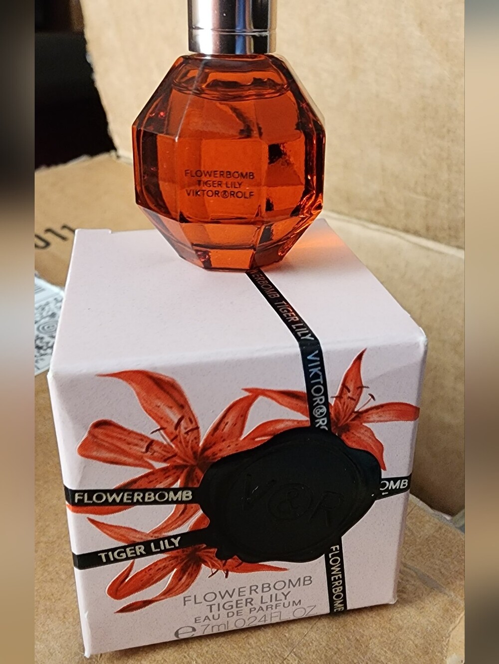 Viktor & rolf Flowerbomb Tiger Lily Edp Mini New